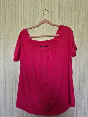Land's End Size Medium Pink Blouse Soft Stretchy
